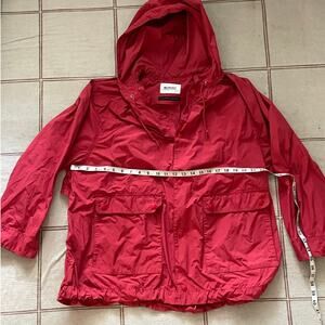 Beams  Boy Red Anorak Windbreaker Solotex Jacket Size L - 2 front pockets